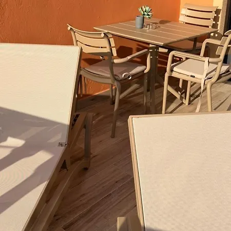 Apartman Tenerife Royal Gardens - Frontline -heated Pool Playa de las Américas